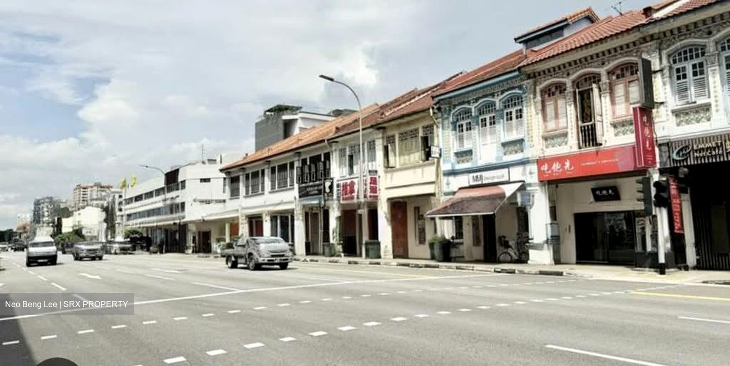 Park 1 Suites (D14), Shop House #583279071